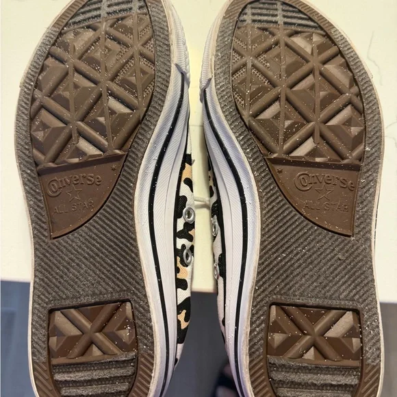 Converse Women's Leopard Print Sneakers - Black and White - Picture 3 of 3